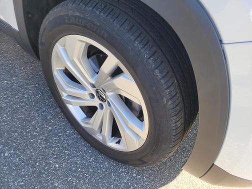 2021 Volkswagen Atlas 3.6 V6 SE w/ Technology