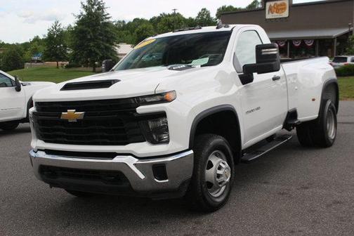 2024 Chevrolet Silverado 3500 WT
