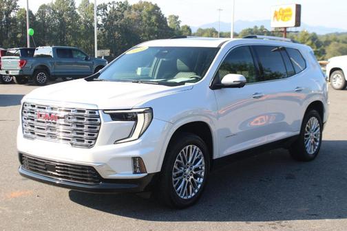 2024 GMC Acadia Denali