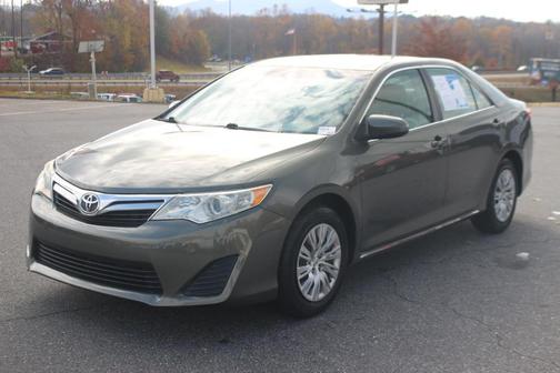 2013 Toyota Camry LE