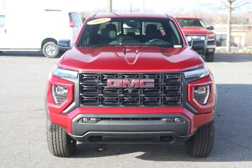 2025 GMC Canyon 2WD Elevation