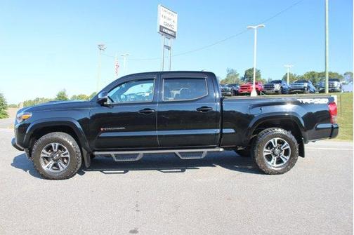 2017 Toyota Tacoma TRD Sport