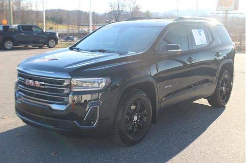 2022 GMC Acadia AT4