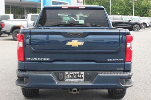 2021 Chevrolet Silverado 1500 Custom