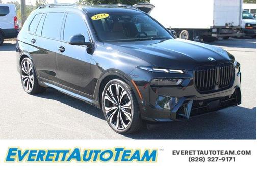 2024 BMW X7 xDrive40i
