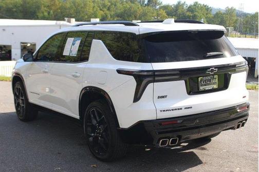 2024 Chevrolet Traverse RS