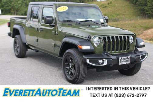 2023 Jeep Gladiator Sport