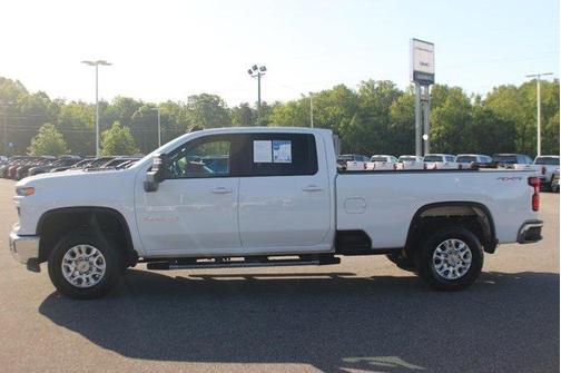 Summit White 2025 Chevrolet Silverado 3500 LT