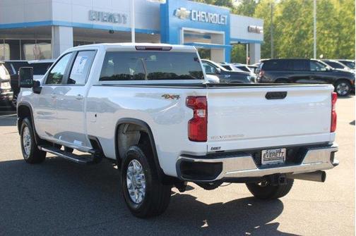 Summit White 2025 Chevrolet Silverado 3500 LT