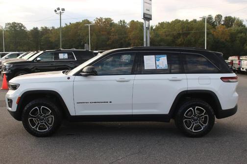 2022 Jeep Grand Cherokee Trailhawk
