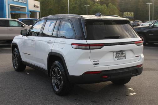 2022 Jeep Grand Cherokee Trailhawk