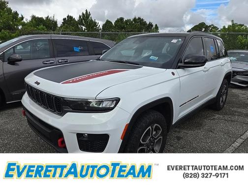 2022 Jeep Grand Cherokee Trailhawk