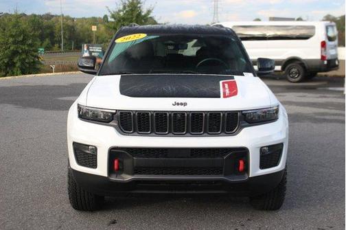 2022 Jeep Grand Cherokee Trailhawk