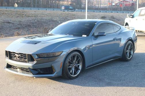 2024 Ford Mustang Dark Horse