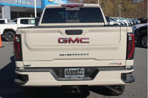 2026 GMC Sierra 2500 AT4