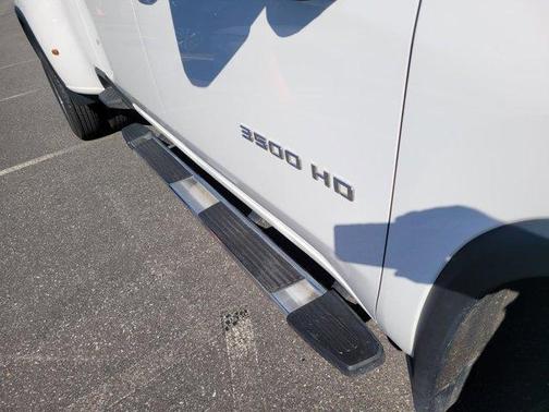 2024 Chevrolet Silverado 3500 LT