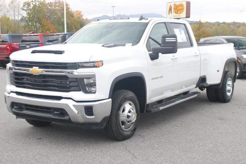 2024 Chevrolet Silverado 3500 LT