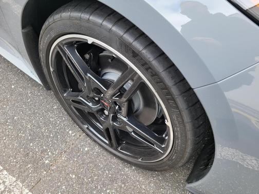 2025 Chevrolet Corvette Stingray w/1LT