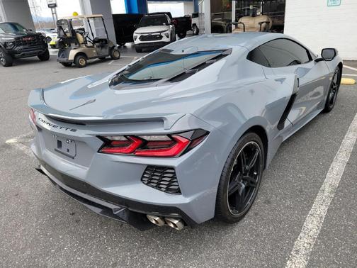 2025 Chevrolet Corvette Stingray w/1LT