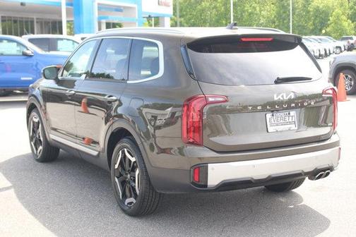 2023 Kia Telluride S