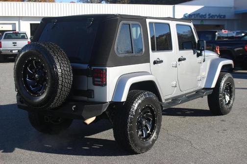 2014 Jeep Wrangler Unlimited Sahara