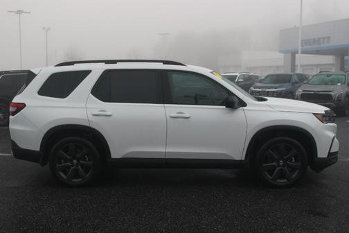 2025 Honda Pilot Sport