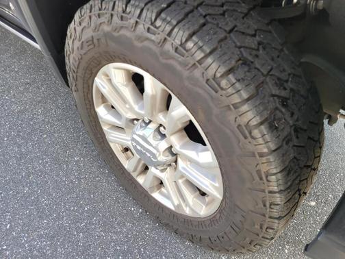 2023 GMC Sierra 2500 Denali