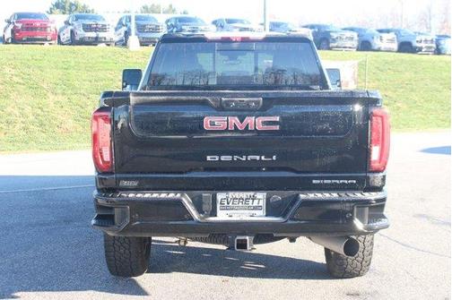 2023 GMC Sierra 2500 Denali