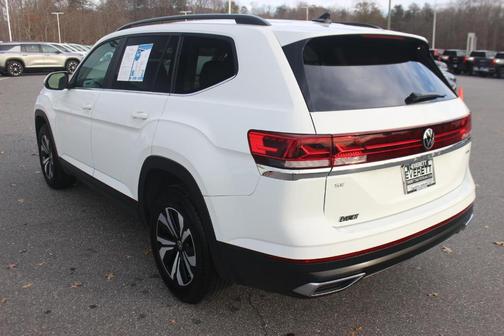 2024 Volkswagen Atlas 2.0T SE