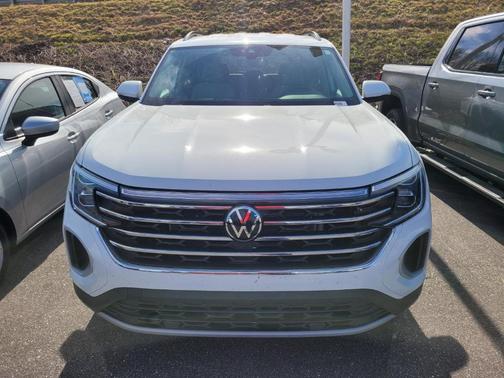 2024 Volkswagen Atlas 2.0T SE
