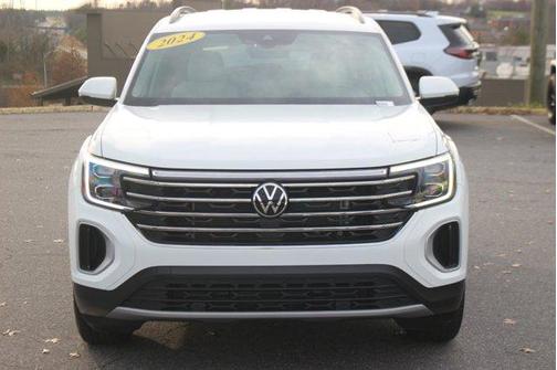2024 Volkswagen Atlas 2.0T SE