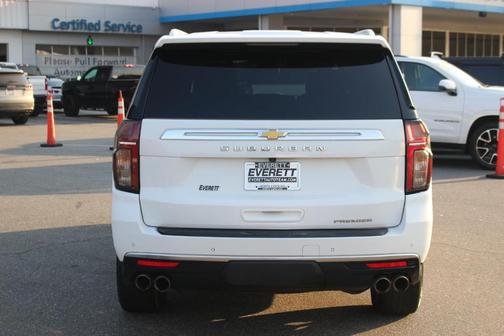 2023 Chevrolet Suburban Premier