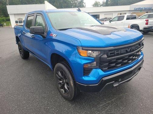 2022 Chevrolet Silverado 1500 Custom Trail Boss