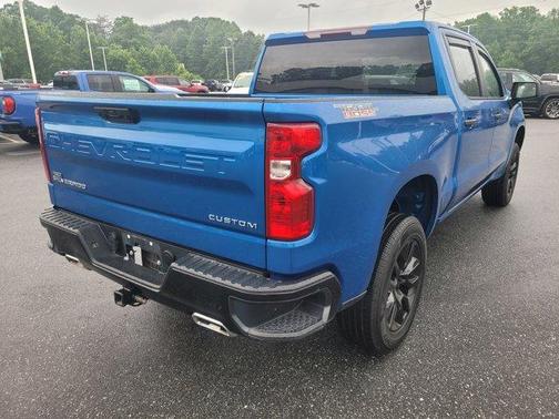 2022 Chevrolet Silverado 1500 Custom Trail Boss
