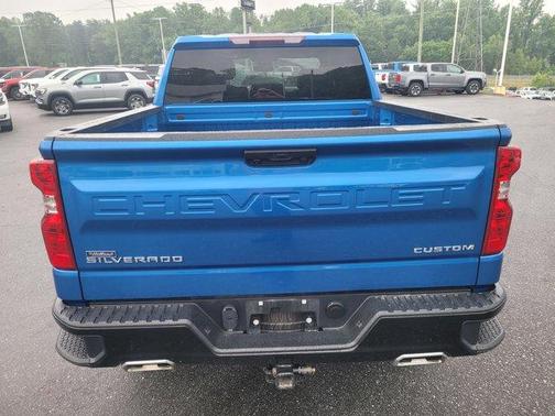 2022 Chevrolet Silverado 1500 Custom Trail Boss