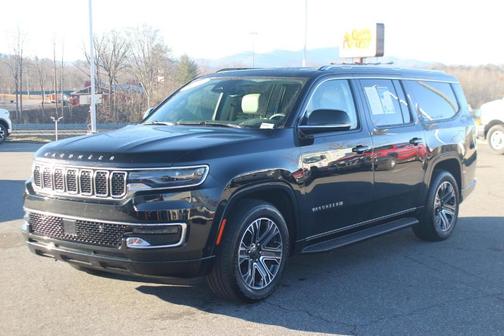 2024 Jeep Wagoneer L Base