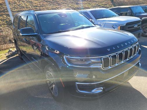 2024 Jeep Wagoneer L Base
