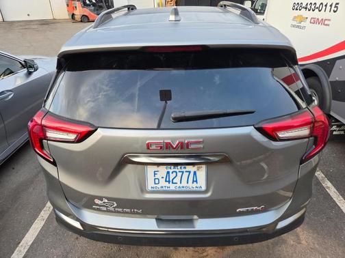 2023 GMC Terrain AT4