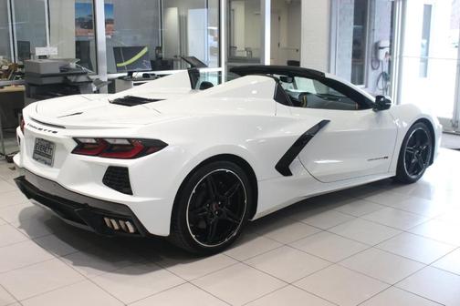 2024 Chevrolet Corvette Stingray w/2LT