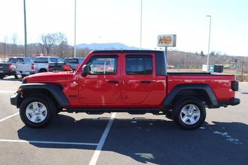 Photo 4 of 32 of 2020 Jeep Gladiator Sport