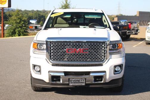 2016 GMC Sierra 2500 Denali