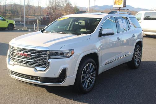 2022 GMC Acadia Denali
