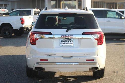 2022 GMC Acadia Denali