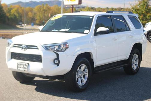 2023 Toyota 4Runner SR5
