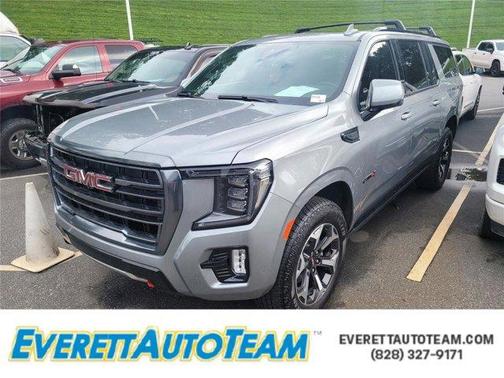 2023 GMC Yukon XL AT4