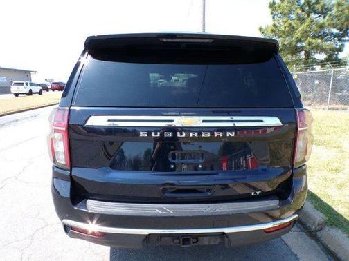 2021 Chevrolet Suburban LT