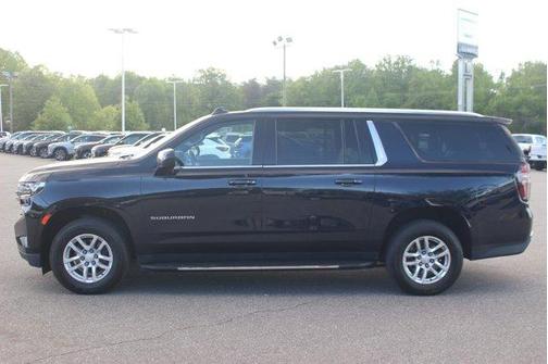 Midnight Blue Metallic 2021 Chevrolet Suburban LT