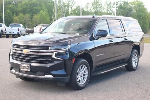 Midnight Blue Metallic 2021 Chevrolet Suburban LT