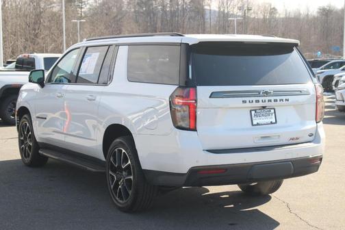 2021 Chevrolet Suburban RST