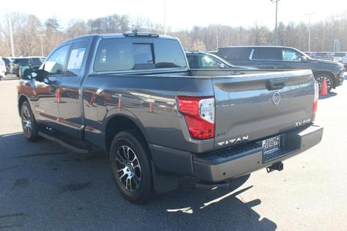 2024 Nissan Titan SV